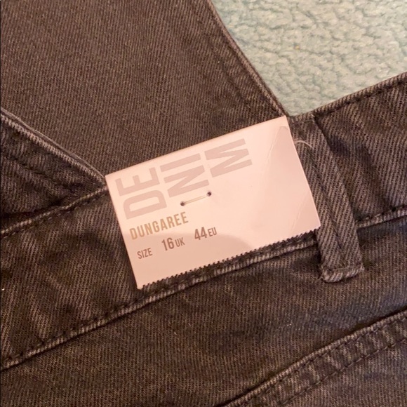 overall shorts NWT - Picture 3 of 3